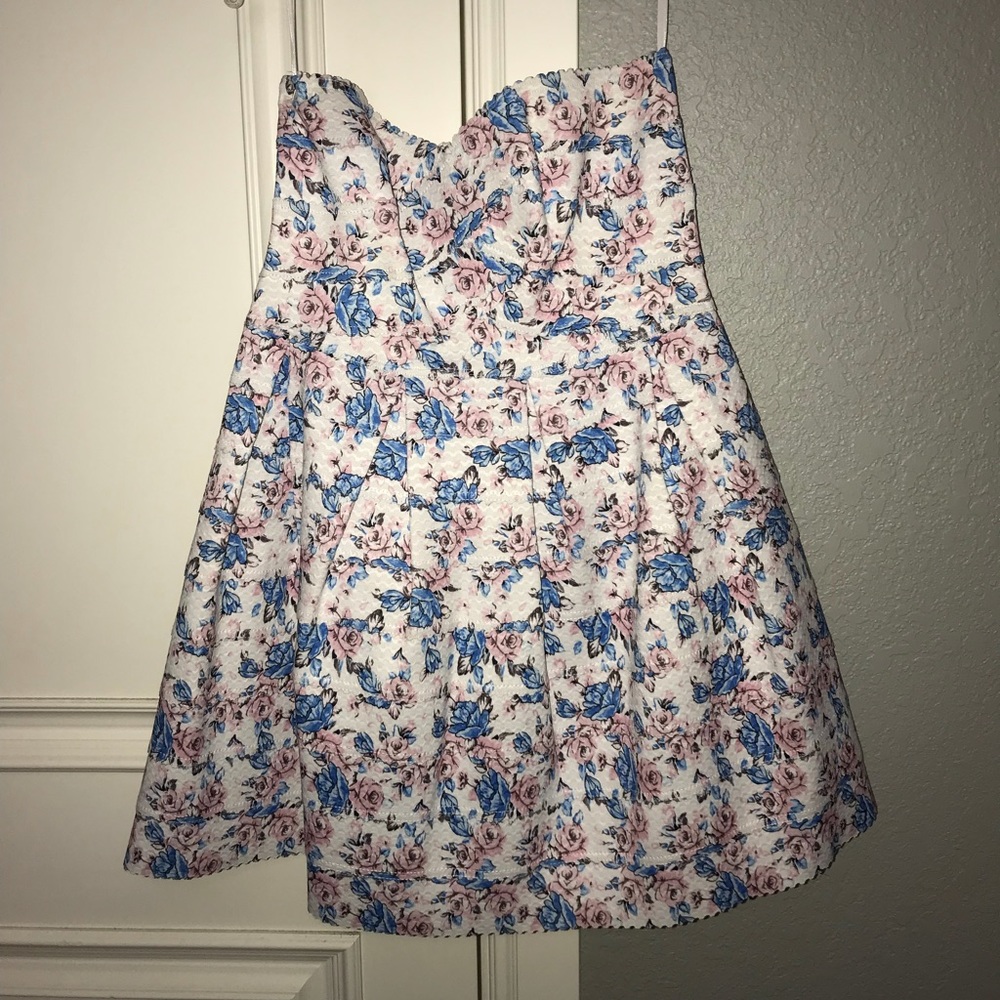 Strapless Floral bandage dress